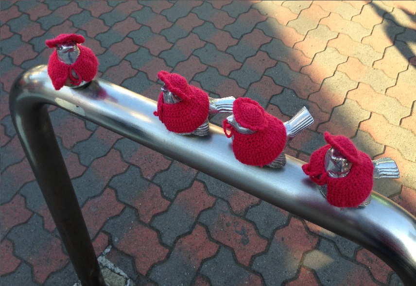 Bird Handrail at Enoshima Train Station